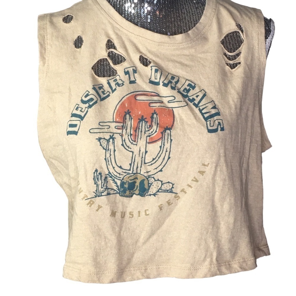 New Desert Dreams Country Music Festival Tee Recycled Threads Size XL Distressed